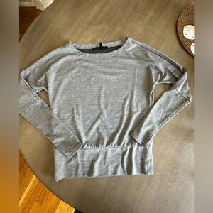 White House Black Market WKND Light Gray Top boatneck top with thumbholes XS